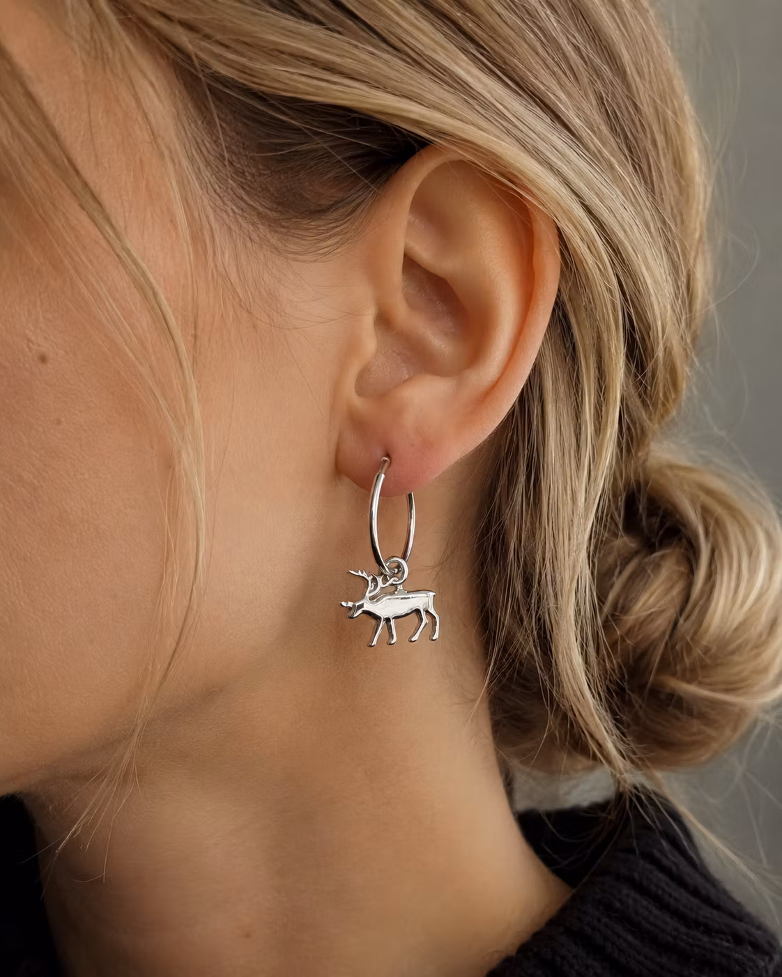 63151,Runda öhängen m. ren-berlock, silver/Round ear, reindeer