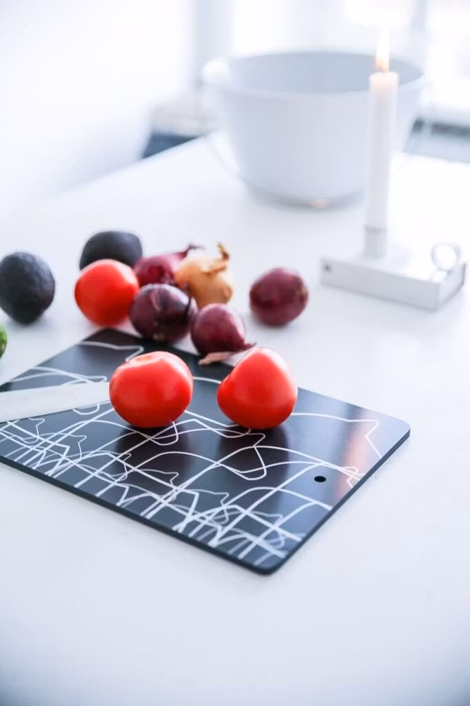63074 SKÄRBRÄDA DALAHÄST GRÅ/ CUTTINGBOARD