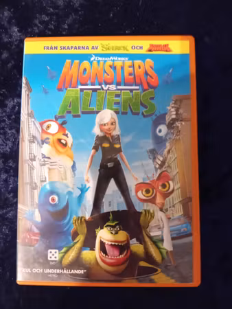 Monsters VS Aliens