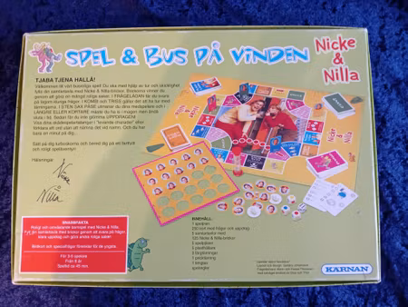 Nicke & Nilla- Spel & Bus På Vinden