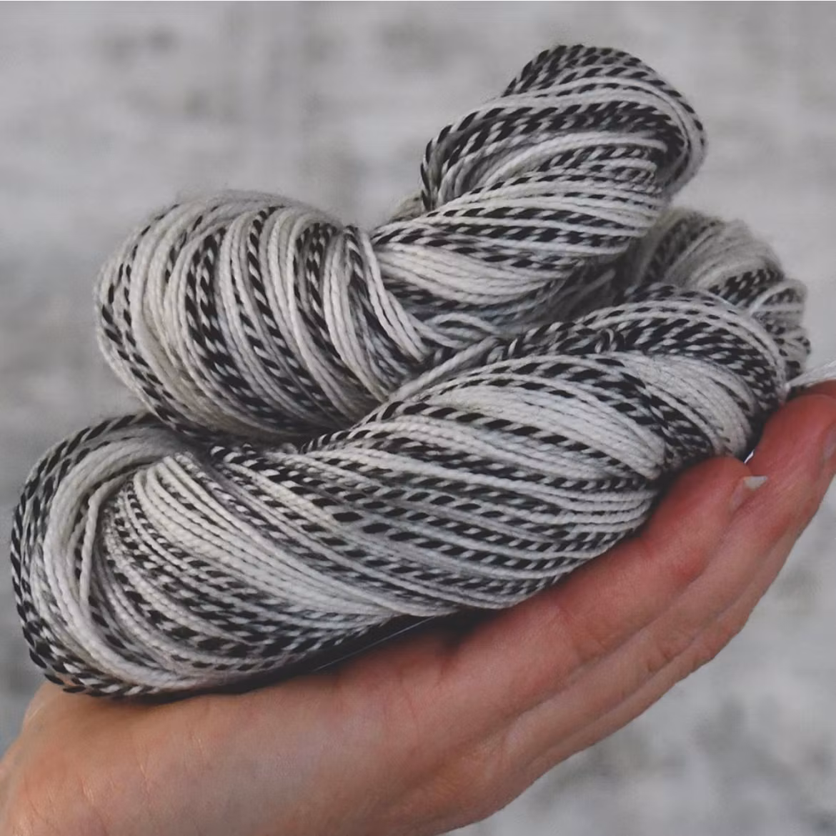 Lär dig att syrafärga garn/ull, någon gång i maj -26 💜💙💚🧡❤️ Pris: 600:-/person