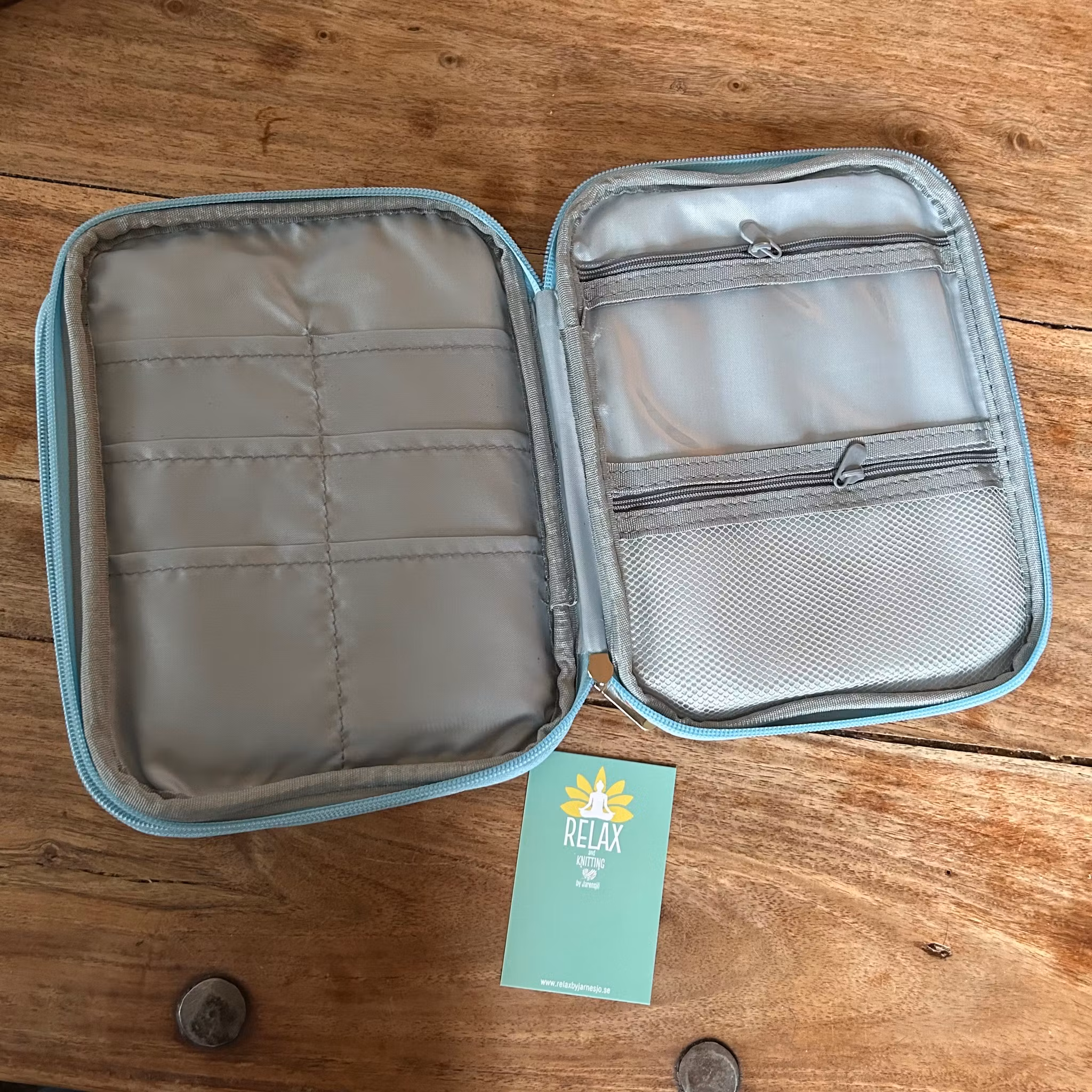 Praktiskt etui till stickor/virknålar  m.m