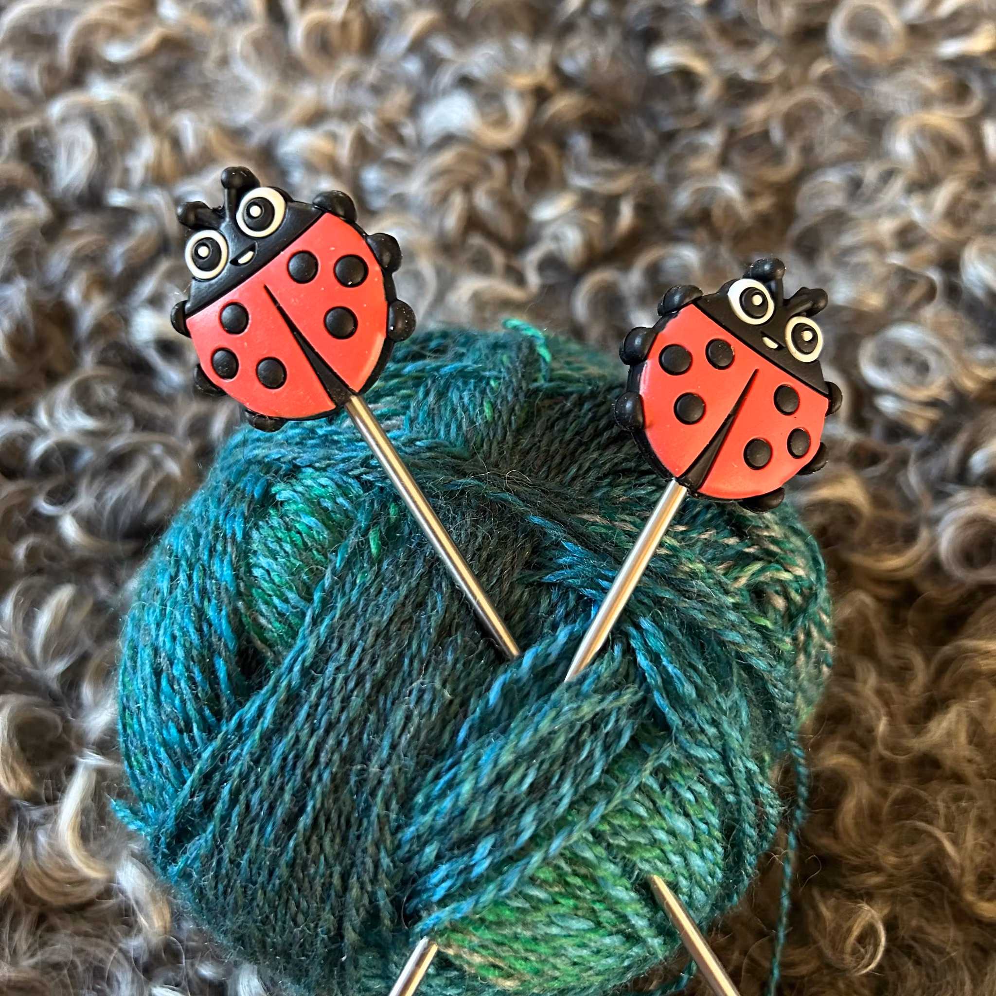 Stickstoppers, Nyckelpiga, röd