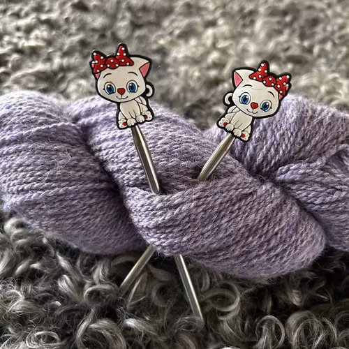Stickstoppers, Katt med rosett
