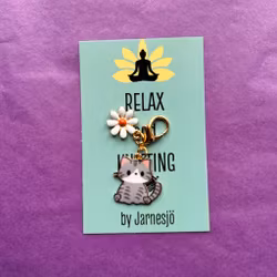 MARKÖR, Katt m. Blomma, grå randig