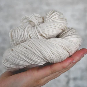 Garn att färga, Suri Sport, 100 g