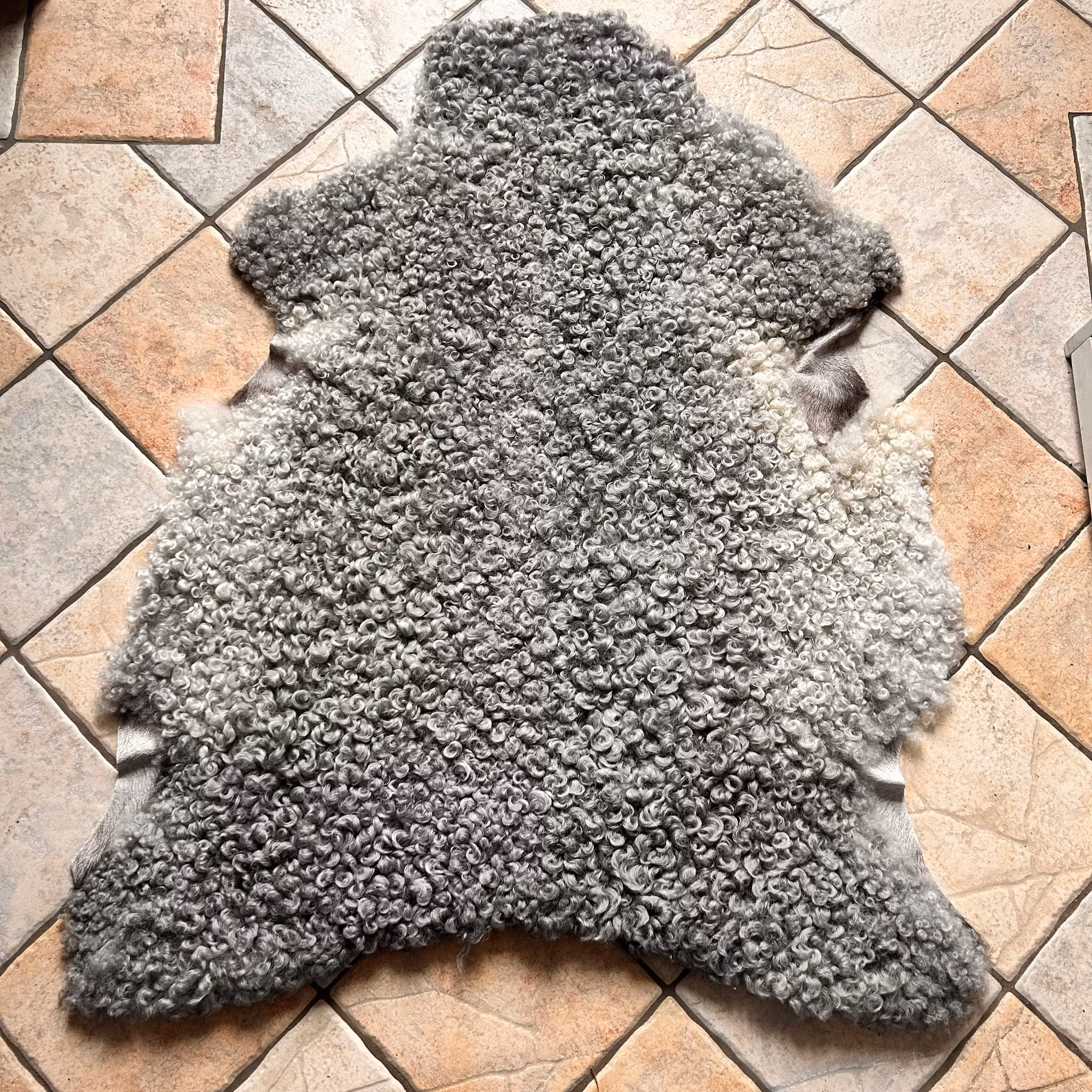 Vackert Lammskinn, nr. 12