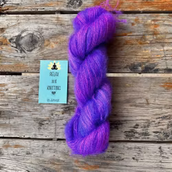 Handfärgat,  Kid Mohair/Silk , 50 g, lila
