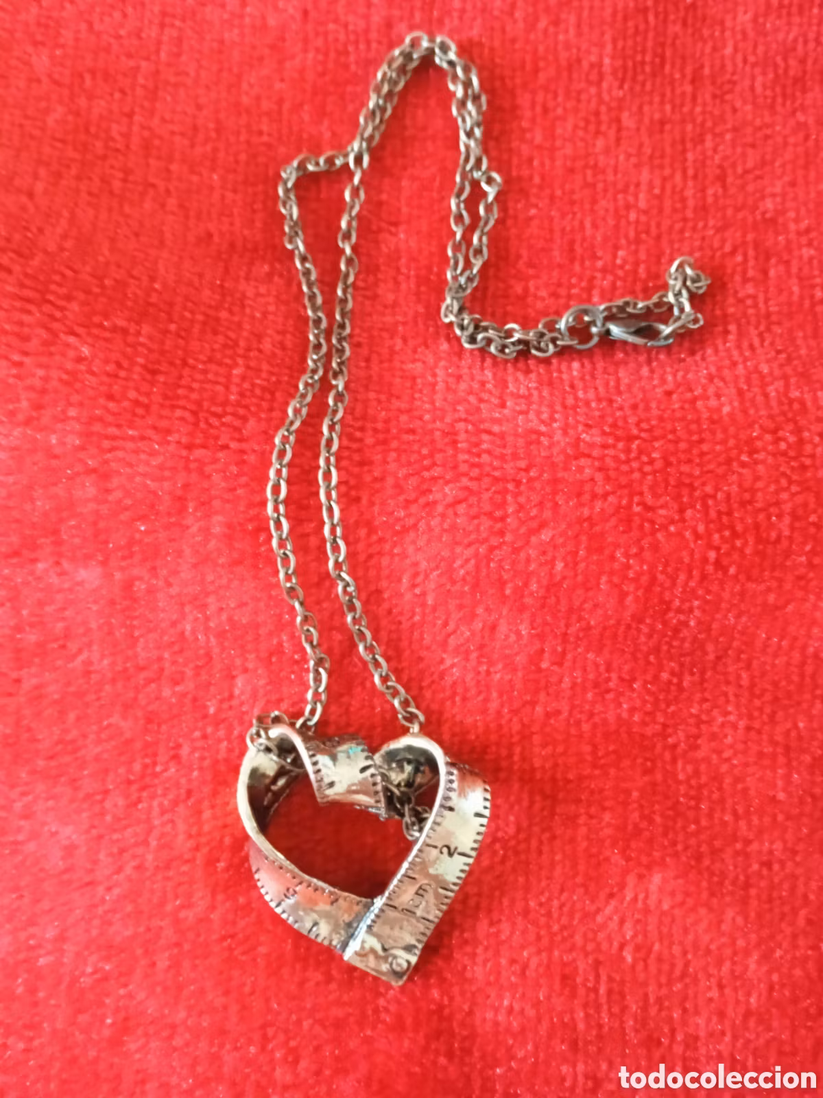 Hjärtformad meter Halsband