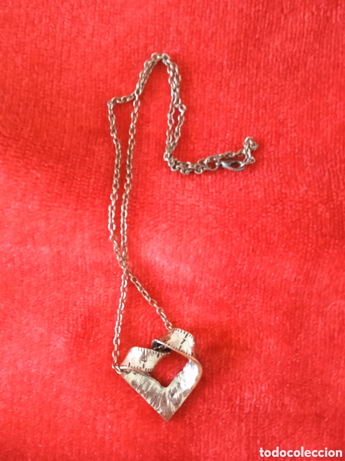 Hjärtformad meter Halsband
