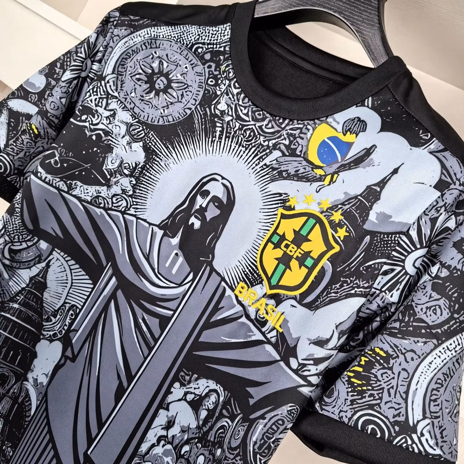 Fotbollströja Brazil Jesus Vuxen, svart, Brasiliens logga