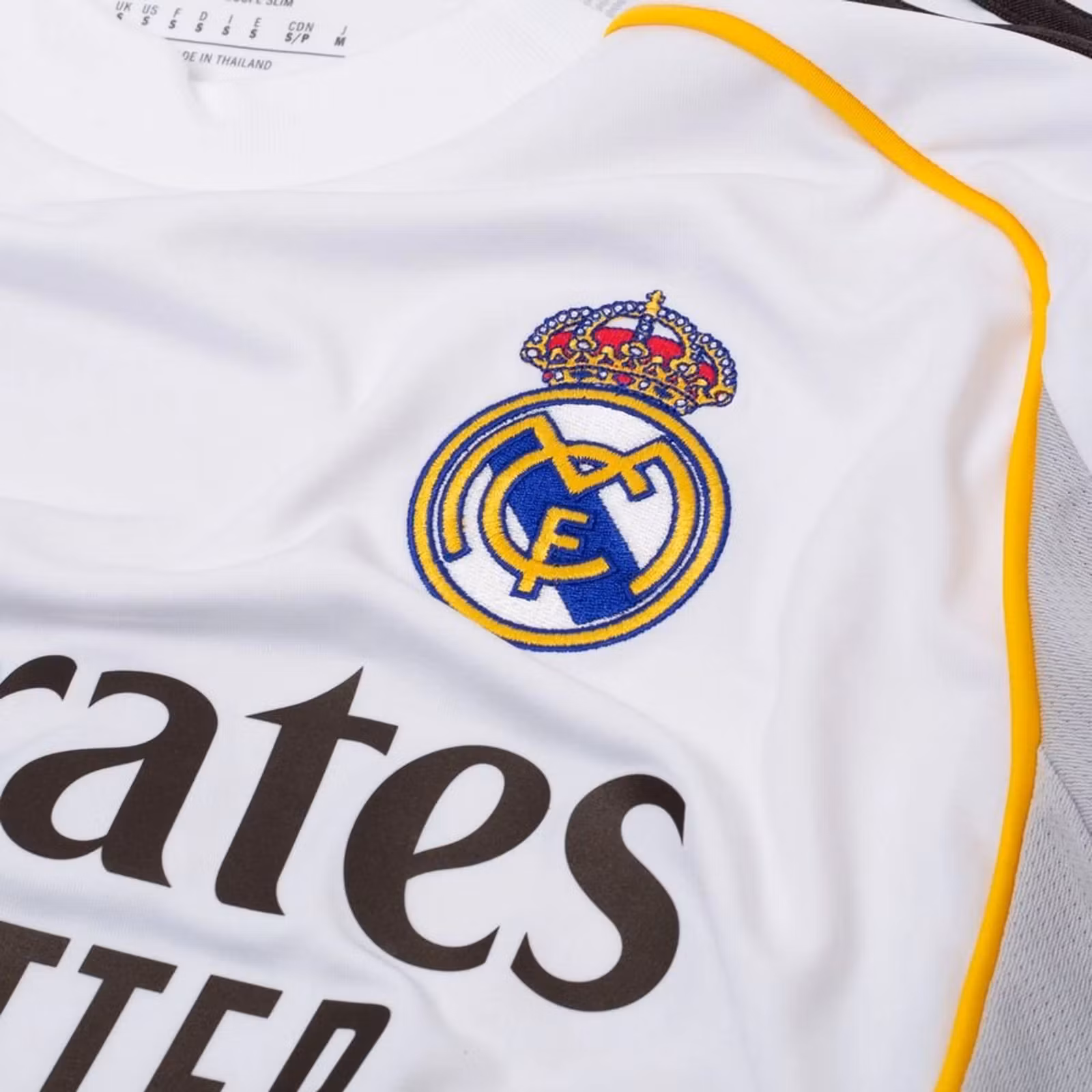 fotbollströja Real Madrid emblem