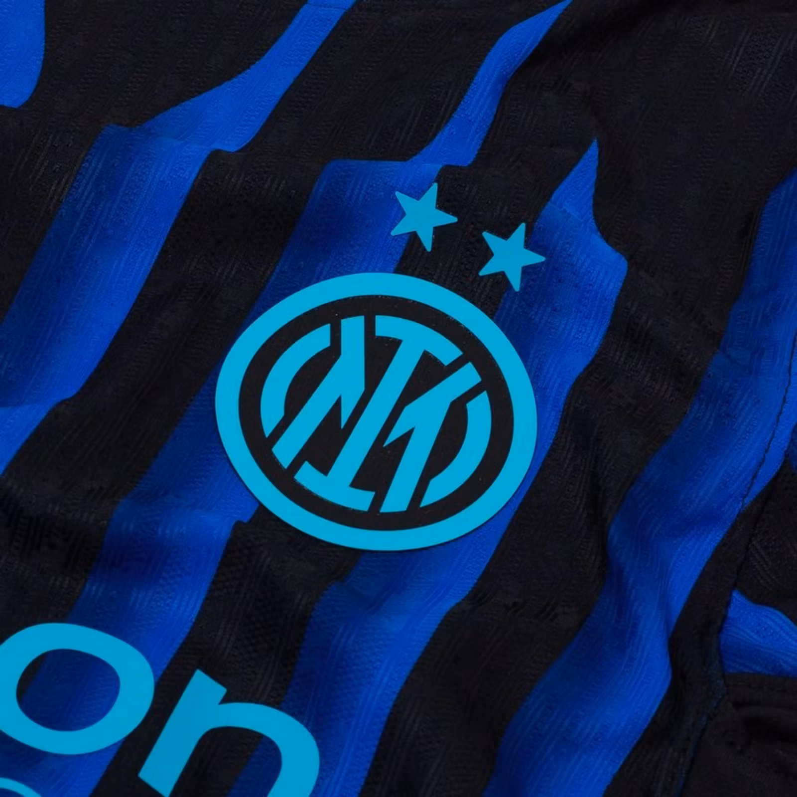 fotbollströja Inter 25/26 emblem