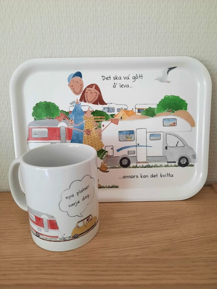 Butik täppan Liten vit frukostbricka semseter.