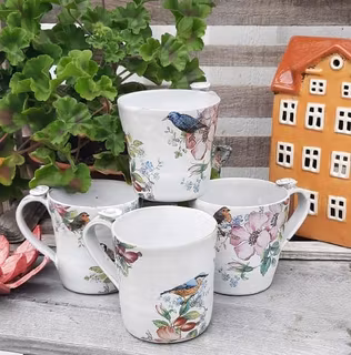 RUSTIKA KERAMIKMUGGAR MED FÅGLAR