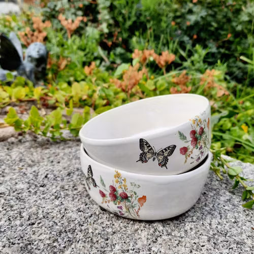 SKÅL BLOMMA FJÄRIL