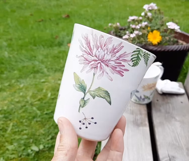 Drömlika blomstermuggar
