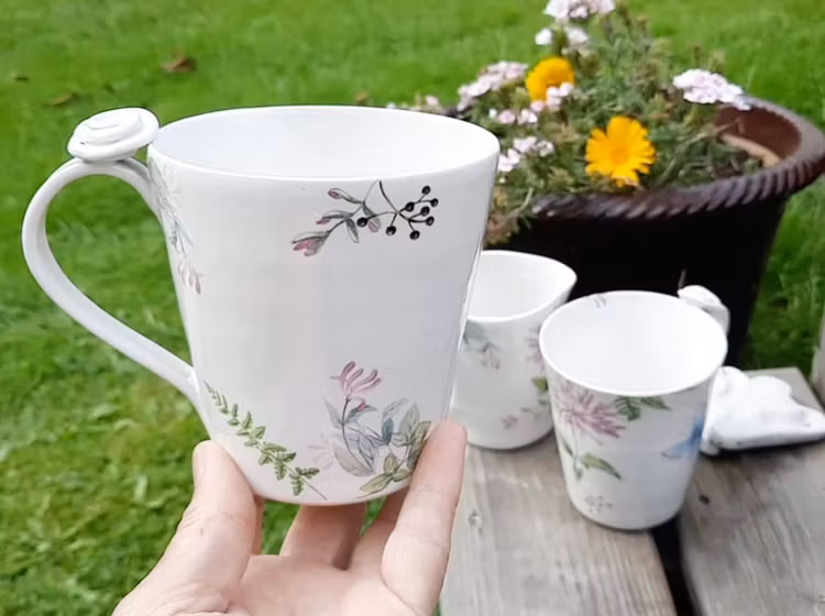 Drömlika blomstermuggar