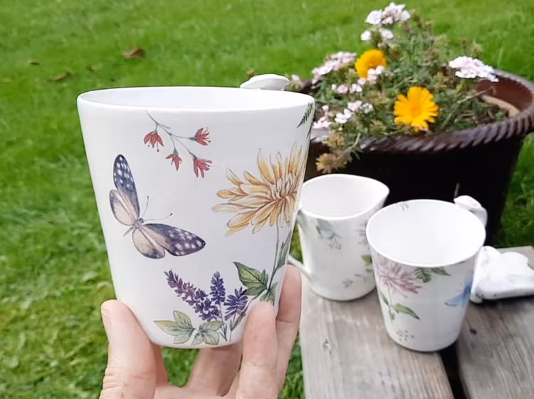 Drömlika blomstermuggar