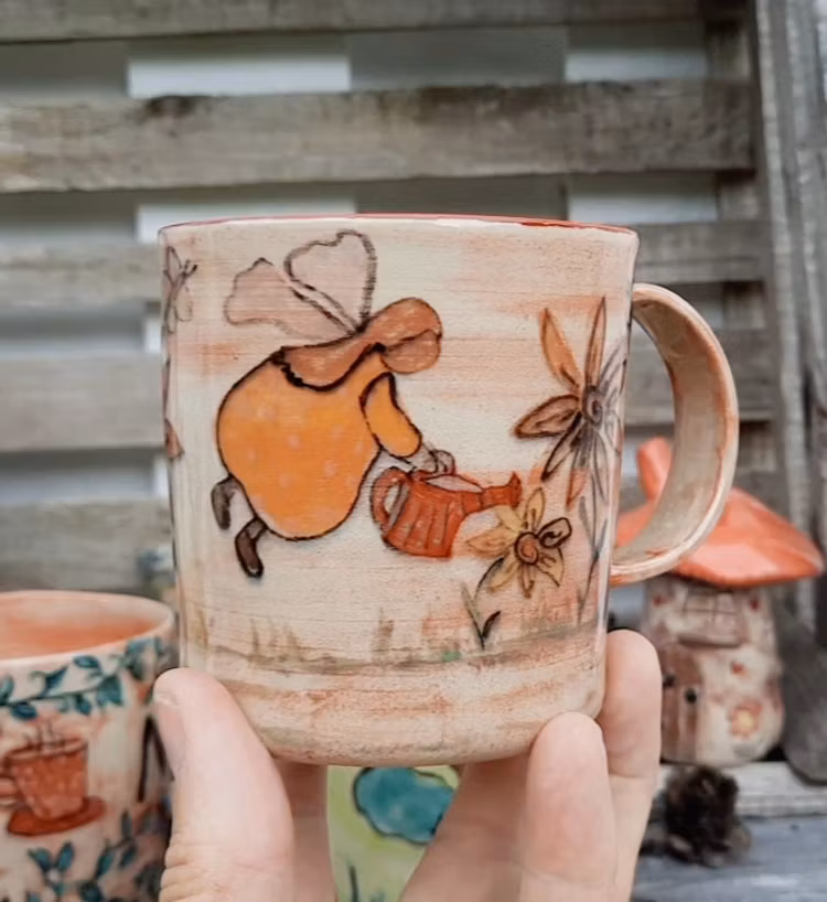 KERAMIKMUGG HANDMÅLAD ÄLVA