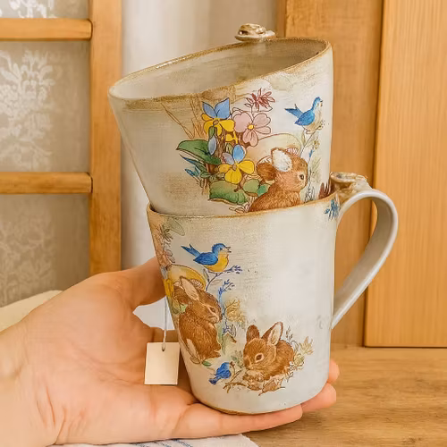 RUSTIKA MUGGAR MED KANINER