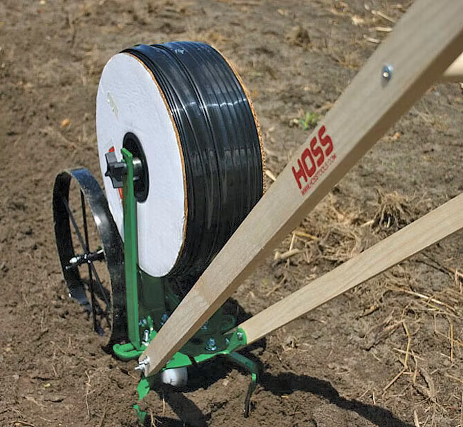 Hoss Tools Droppbevattningsläggare till  hjulhacka.