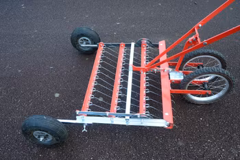 Terrateck Harvvagn med 36 fjäderstål.  Starkt prissänkt.