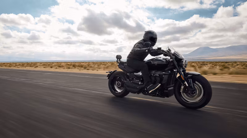 Triumph Rocket 3 Celebrates 20th Anniversary with High-Speed Event at Elvington
