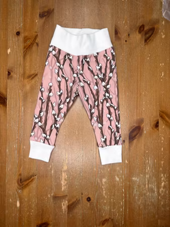 Byxor med mudd, rosa vide