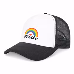 Pride‑caps med regnbue og hjerte – justerbar & luftig