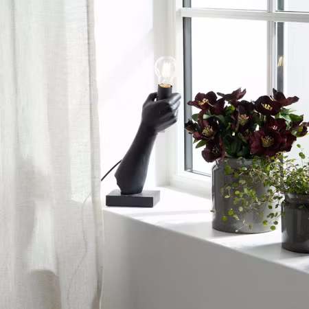 Fred bordslampa hand svart