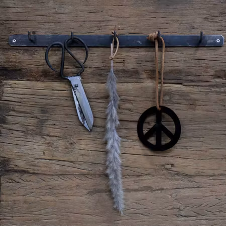 Stella kroklist metall järn 5 krokar