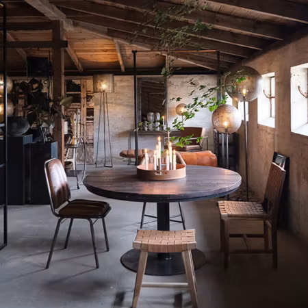 Brooklyn matstol i järn och läder