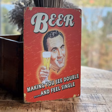 Plåtskylt "Beer..." flerfärgad