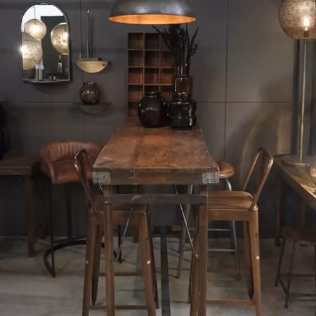 Odense barstol i brunt läder och järn