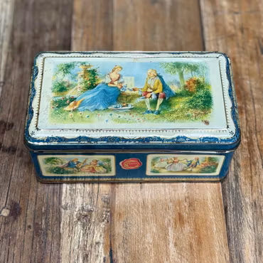 ”Kärnkaffe” vintage plåtburk med mönster