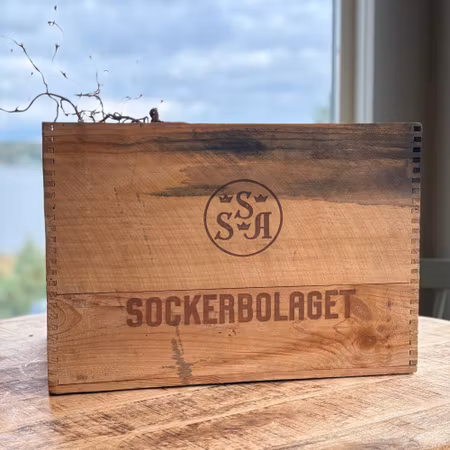 Vintage sockerlåda i trä modell A2