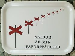Bricka "skidor är min favoritårstid"
