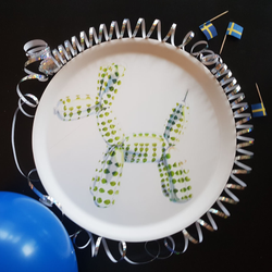 Bricka "ballonghund" 31 cm
