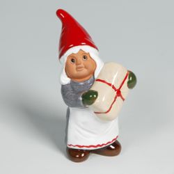 Tomtegumma med julpaket