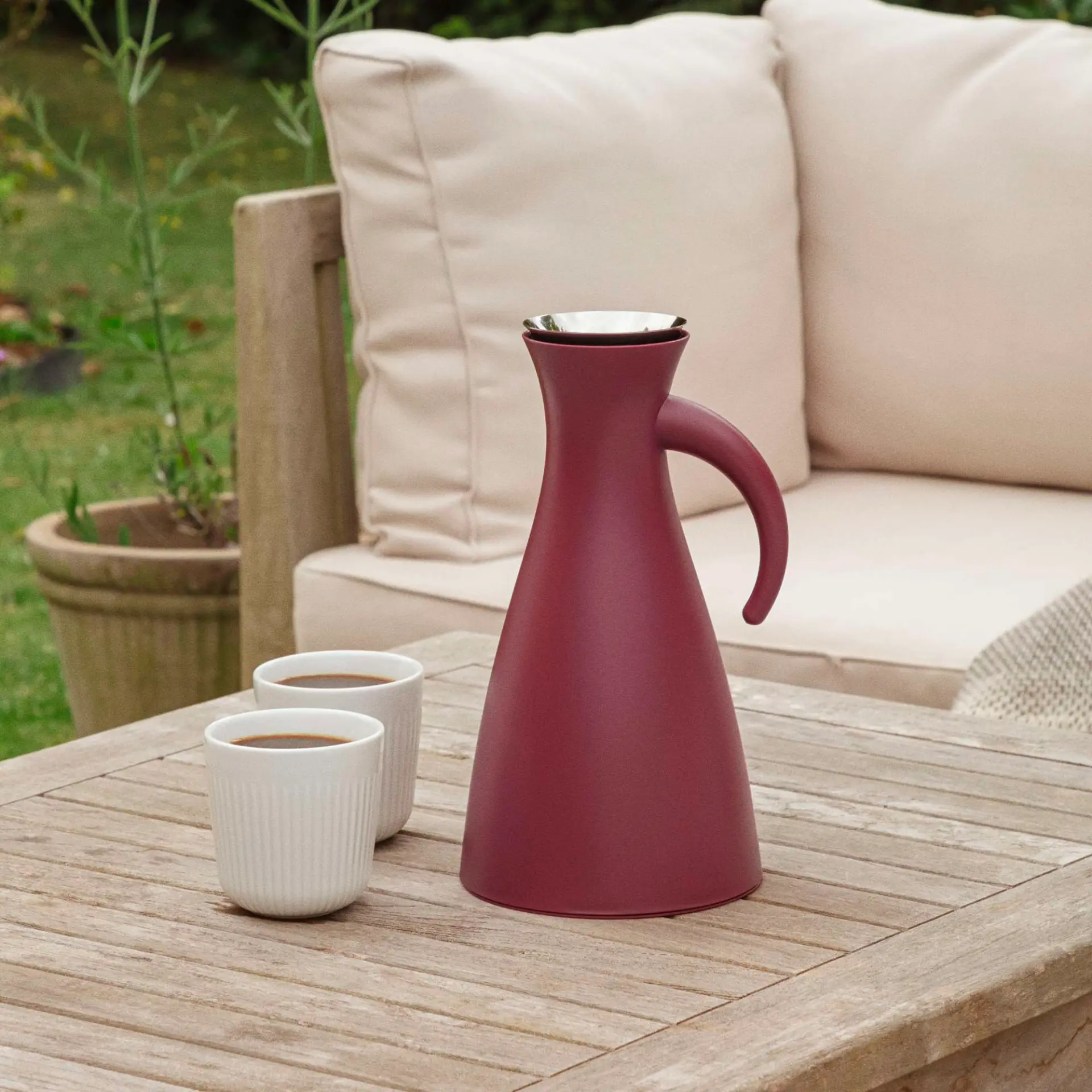 Termoskanna vaccum Ruby