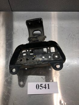 Suzuki CS125 Gångjärn sadel