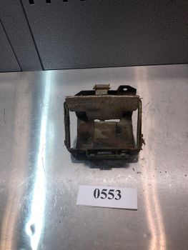 Suzuki CS125 Batterihållare