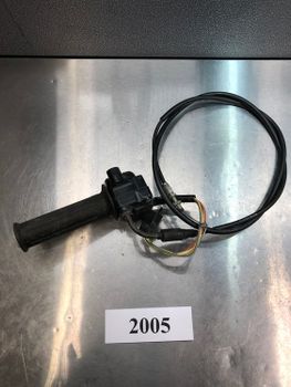 Suzuki UC125 -99 Omkopplare Höger