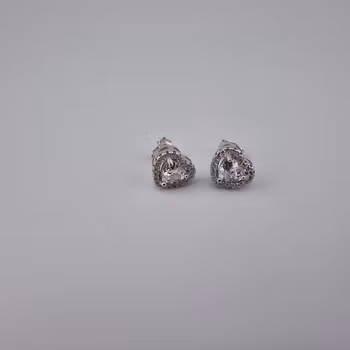 Hjärtformad örhänge Silver Smycken 0.7 x 0.9 cm