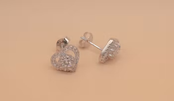 Hjärtformad örhänge Silver Smycken 1.0 x 1.0 cm