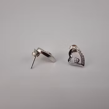 Hjärtformad örhänge Silver Smycken 1.2 x 1.0 cm