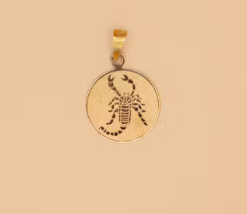 Scorpio hänge Berlock Guld