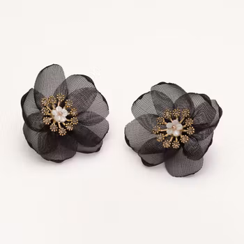 Organza botanical earrings - Black Lily & Rose Varumärke