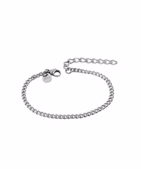 YOUNG AUGUST Arock Varumärke
• Längd: 14 cm
• Bredd: 3 mm
• Förlängningskedja på 4 cm, vilket kan göra armbandet upp till 18 cm långt